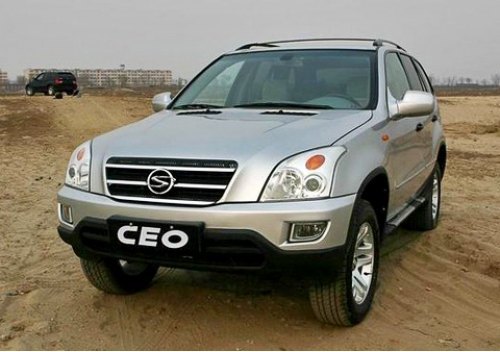 ...а вот мордочка — на Land Cruiser Prado.