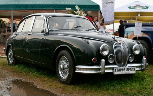 Jaguar MK2 1964 года.