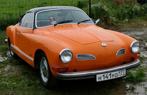 На Volkswagen Karmann Ghia 1972 года…