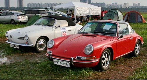 Porsche 911 Targa 1971 года с традиционным…
