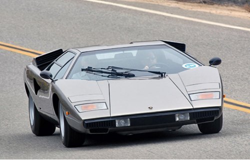 Lamborghini LP400 Countach 1977 года. На машине…
