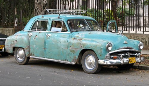 Plymouth 1951 года, если судить по эмблемке (в…