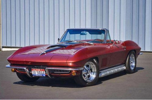 За бесподобный Corvette Roadster 1967 года Брюс…