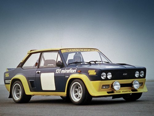 На первый взгляд, Fiat 131 Abarth не производил…