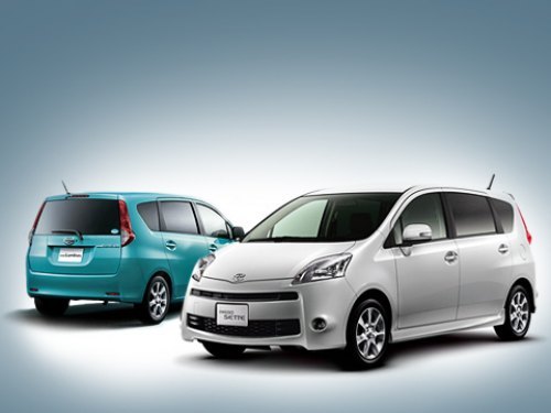 С лица Toyota Passo Sette и Daihatsu Boon Luminas…