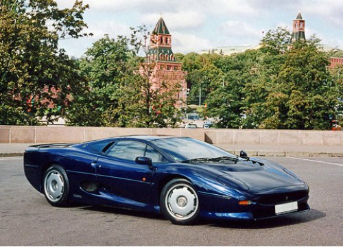 Суперкар Jaguar XJ220 — легендарный автомобиль с…