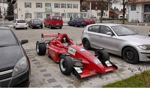 После лимузинов Ferrari и Фантомов-«ларьков»…