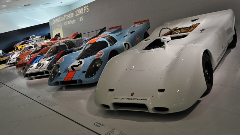 Страница скорости: гоночные болиды Porsche 917…