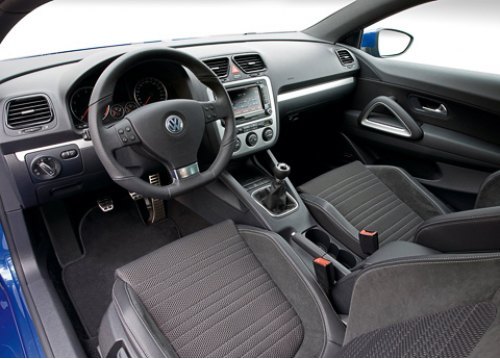 Прописать бы Scirocco и новый Golf на калужском…