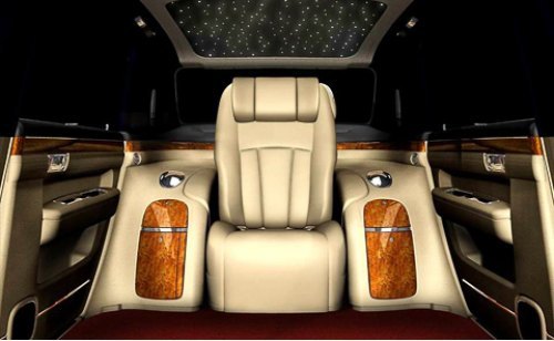 Хм, и все-таки седан Geely GE напоминает один или…