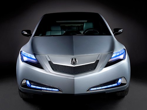 Странно, ибо Acura длиннее и шире BMW — 4887 мм…