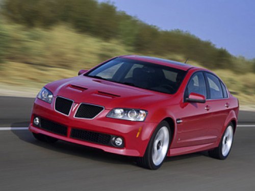 Заднеприводный седан Pontiac G8 — это…