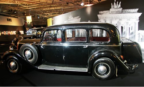 Mercedes-Benz 260 D (1936).