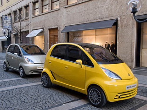 Спрос на малолитражки Nano сейчас превышает…