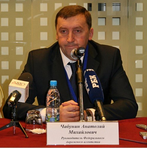 Сам Чабунин утверждает, что ездит на резине без…