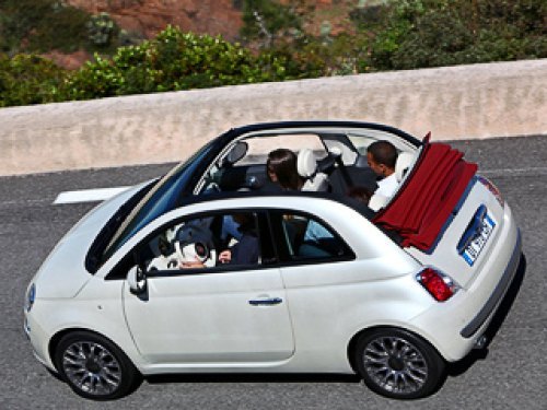 Модель Fiat 500C покорила голосовавших…
