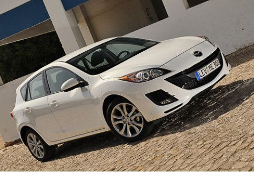 Спрос на седаны и хэтчбеки Mazda3 уменьшился на…