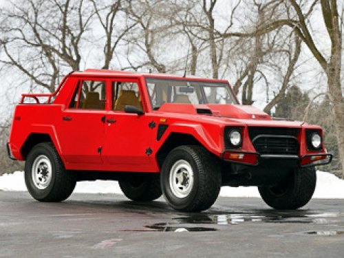 Внедорожник Lamborghini LM002, прозванный Rambo…