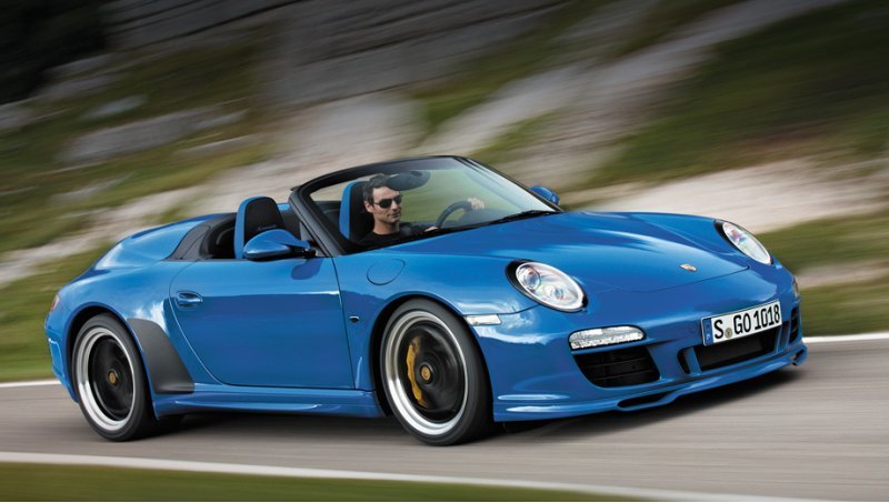 На разгон до сотни Porsche 911 Speedster тратит…