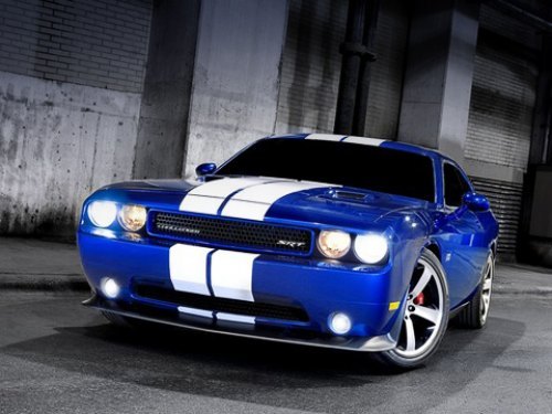 Внешне Dodge Challenger SRT8 2011 модельного года…