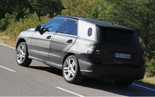 По слухам, на вооружение модели поставят V6 3.0…