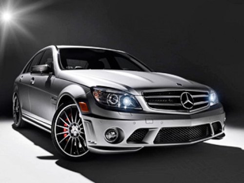 Канадская версия седана Mercedes C 63 AMG…