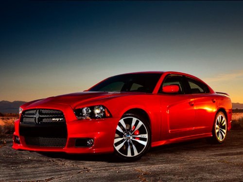 Седан Dodge Charger SRT8 хоть и дебютирует в…