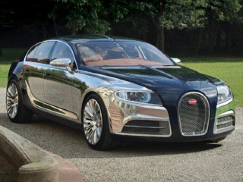 Впервые концепт Bugatti 16C Galibier был показан…