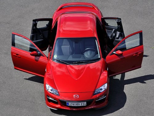 Полюбуйтесь на роторное купе Mazda RX-8. Помимо…