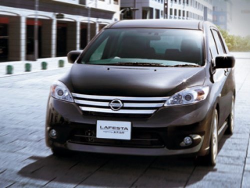 В Японии Nissan Lafesta Highway Star будет стоить…