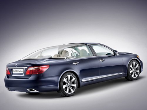 В этом кузове даже устаревший седан Lexus LS…