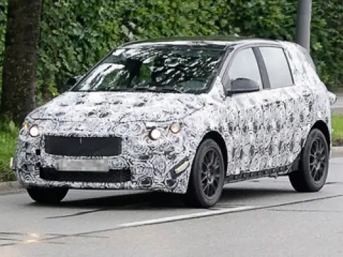 По умолчанию все модификации BMW 1 GT будут…