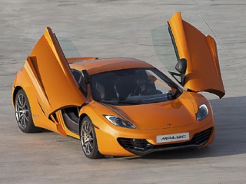 Динамические характеристики двухдверки McLaren…