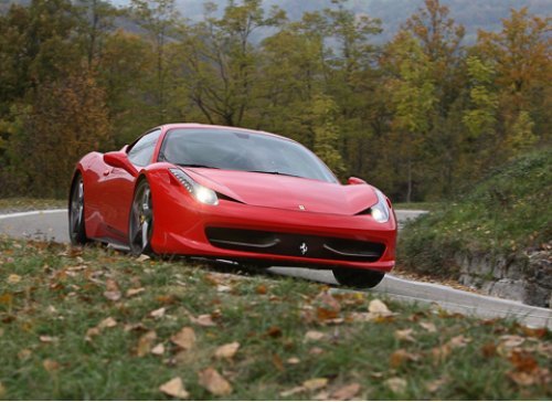 Суперкар Ferrari 458 Italia — вот главный…