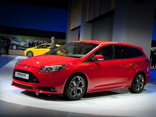 За Ford Focus ST третьего поколения отвечали…