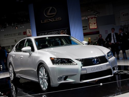 В год Lexus планирует продавать в Европе 45 тысяч…