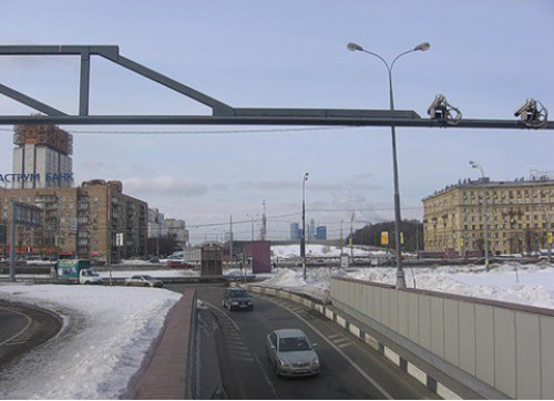 Сейчас на первом этапе камеры контролируют…