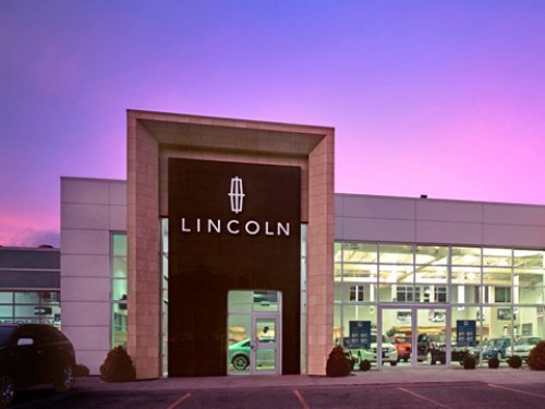 Бренд Lincoln, под которым в США продаётся шесть…