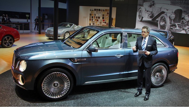Гибридный кроссовер Bentley сможет преодолеть на…