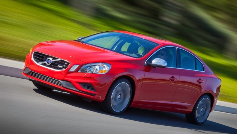 Седан Volvo S60 T6 с пакетом Polestar быстрее…