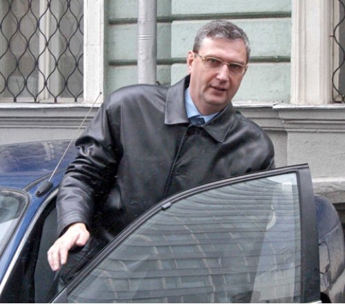 Противники идеи, в том числе председатель…