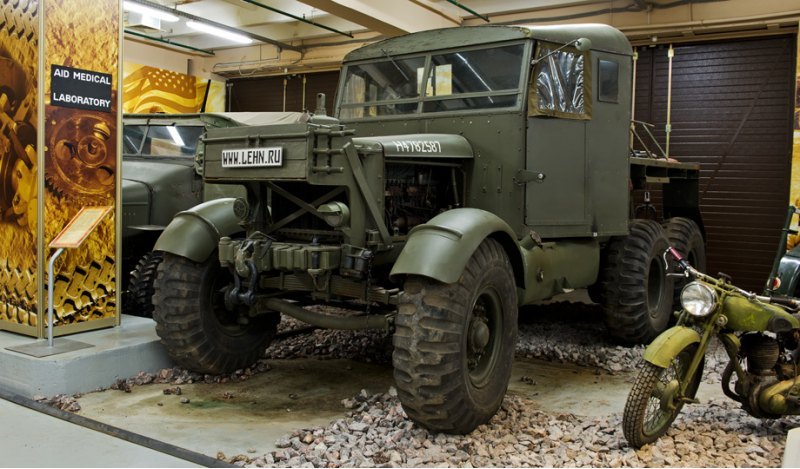 Монументальный английский эвакуатор Scammell…