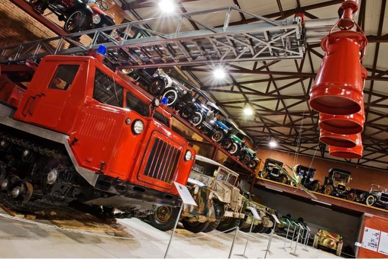 Пожарная машина пенного тушения на гусеничном…