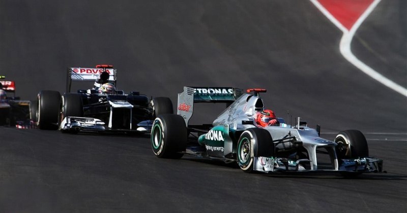 Провальным выступлением запомнился Mercedes.…