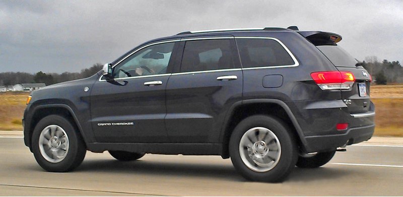 Внедорожник Jeep Grand Cherokee ждет скорое…
