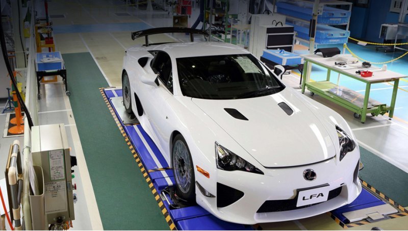 Сборка спортивной модели Lexus — дело…