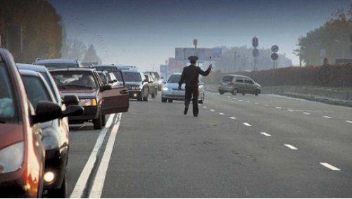 За первичный выезд на встречку теперь полагается штраф (Автомобильные ...