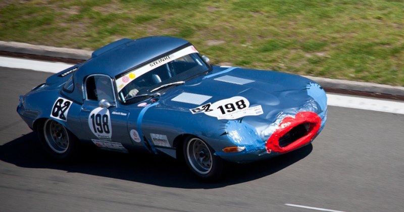 Этот Jaguar E-type наверняка запомнился каждому,…
