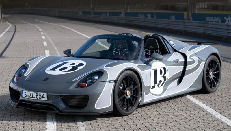 Полностью готовый серийный образец 918 Spyder…