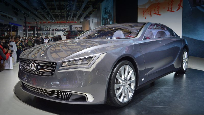 Четырёхместное купе Concept 900 насчитывает в…